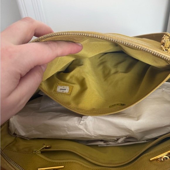 Chanel Vintage Timeless Dome Tote - Picture 2 of 9